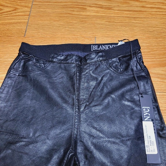 Blank NYC Women's Vegan/Faux Leather Bell Bottom Pants Black Size 24 - Picture 3 of 12